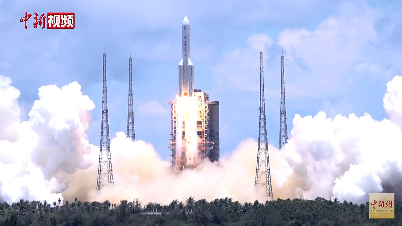 544-1280px-Tianwen-1_launch_04