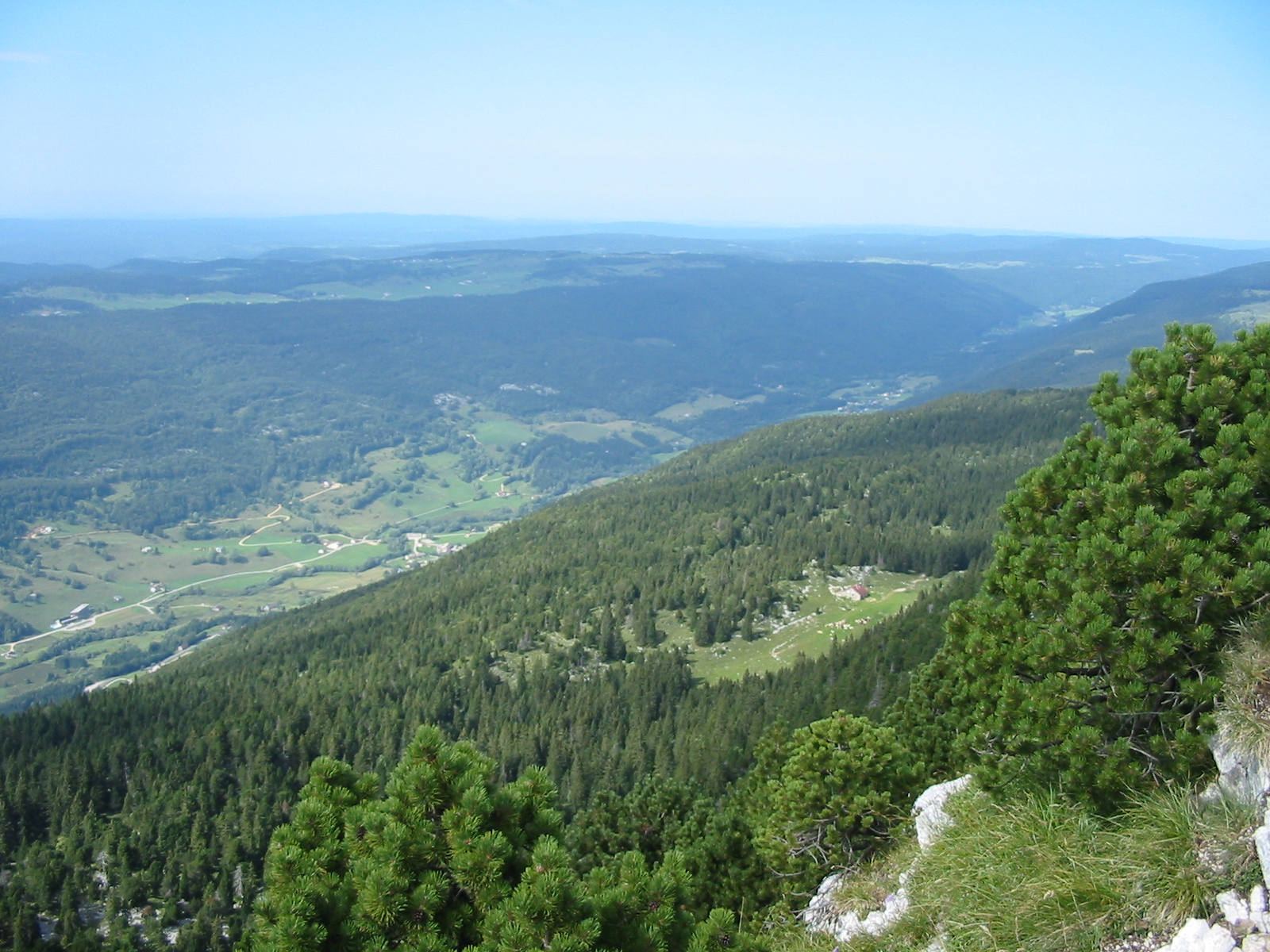 058-00-Jura_Mountains