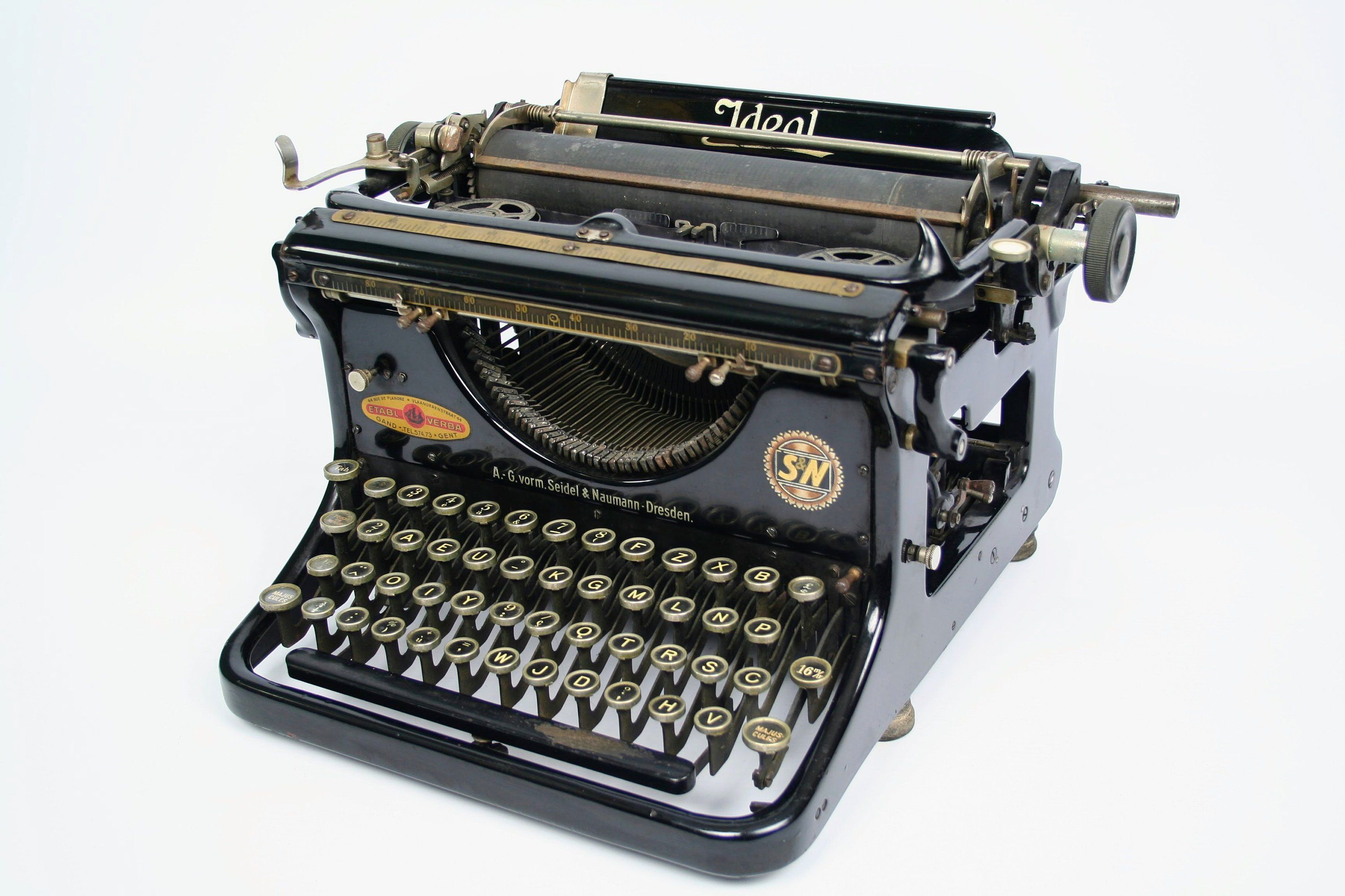 058-01-fd42e04d982d0eff7ddb22b4f32174e7