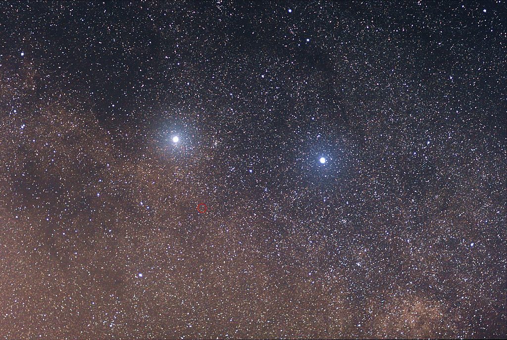 070-01-1024px-Alpha,_Beta_and_Proxima_Centauri_(1)