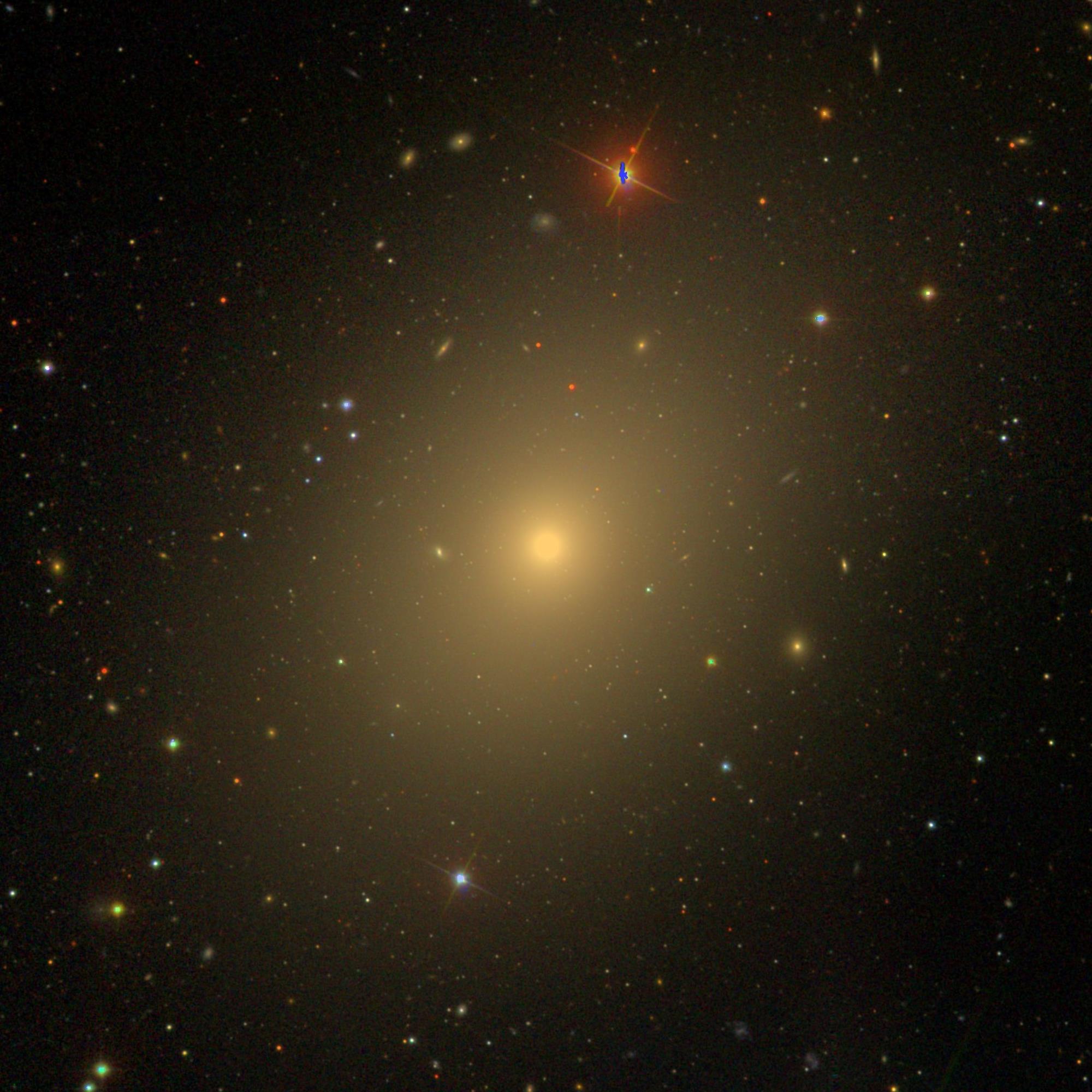214-NGC4636_-_SDSS_DR14_(panorama)